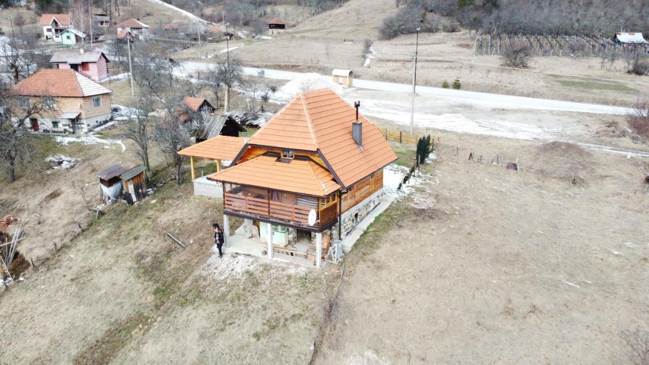 Kuca Karajic Villa Kremna Екстериор снимка